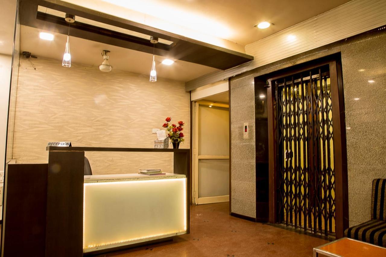 Hotel Shertown Ahmedabad Eksteriør bilde